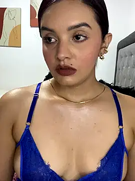 Melanyprada online show from December 15, 3:33 am