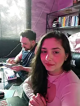 Snapshot of CoelhinhaGostosa chatting on November 25, 10:59 am CoelhinhaGostosa online show from November 25, 10:59 am