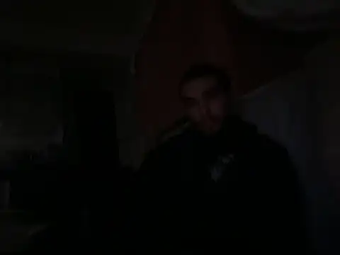 Snapshot of XMeF10 chatting on March 23, 5:33 am XMeF10 online show from March 23, 5:33 am