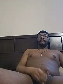 Snapshot of Hotcock100 chatting on July 18, 12:15 am Hotcock100 online show from July 18, 12:15 am
