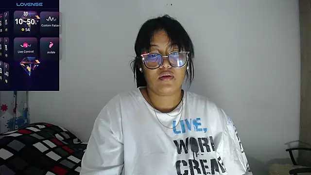 miajoseph  online show from October 27, 2:26 am