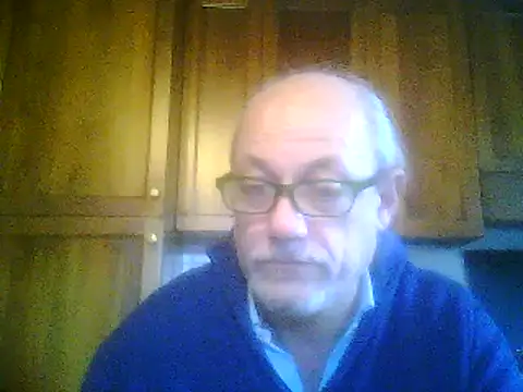 Snapshot of gianbragallini chatting on January 3, 1:36 pm gianbragallini online show from January 3, 1:36 pm