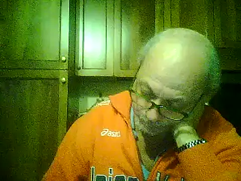Snapshot of gianbragallini chatting on January 10, 9:53 pm gianbragallini online show from January 10, 9:53 pm