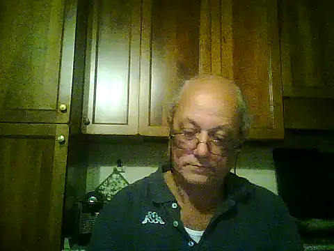 Snapshot of gianbragallini chatting on September 19, 9:59 pm gianbragallini online show from September 19, 9:59 pm
