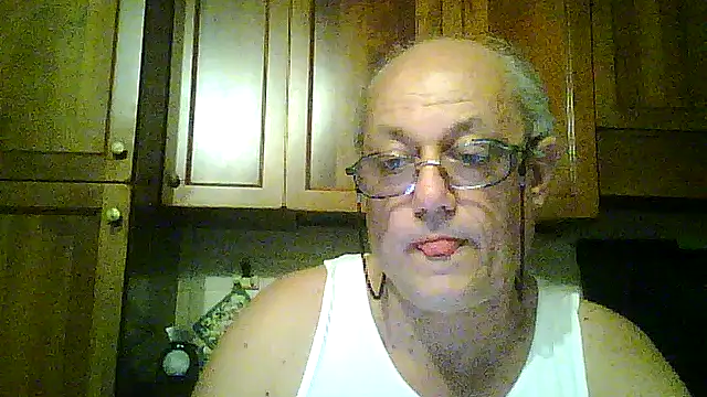 Snapshot of gianbragallini chatting on July 27, 7:54 pm gianbragallini online show from July 27, 7:54 pm