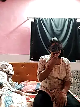 Snapshot of Shivani_Mumbai85 chatting on February 14, 3:22 am Shivani Mumbai85 online show from February 14, 3:22 am