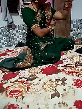 Snapshot of Shivani_Mumbai85 chatting on February 20, 4:46 pm Shivani Mumbai85 online show from February 20, 4:46 pm