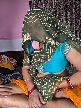 Snapshot of Shivani_Mumbai85 chatting on December 3, 5:22 pm Shivani Mumbai85 online show from December 3, 5:22 pm