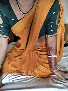 Shivani Mumbai85 online show from March 11, 10:32 am