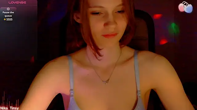 Snapshot of nika_tinsy chatting on February 27, 9:47 pm nika tinsy online show from February 27, 9:47 pm