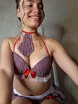 Snapshot of HelenHoltz chatting on October 21, 5:57 pm HelenHoltz online show from October 21, 5:57 pm