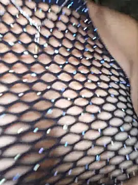 Snapshot of HelenHoltz chatting on November 24, 9:25 pm HelenHoltz online show from November 24, 9:25 pm