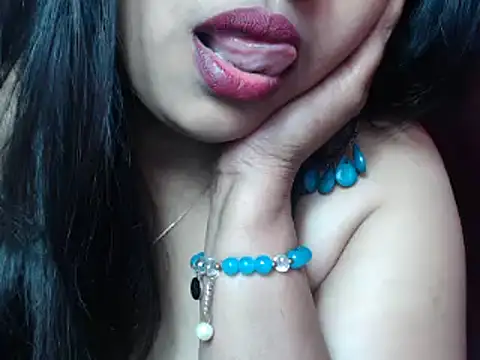 Snapshot of _Kamakshi chatting on February 8, 9:46 pm Kamakshi online show from February 8, 9:46 pm