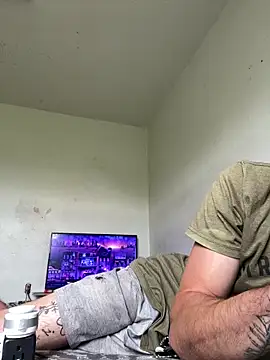 Snapshot of bigdckstud chatting on June 13, 5:55 pm bigdckstud online show from June 13, 5:55 pm