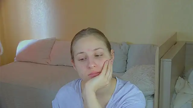 BritneyCruze online show from January 17, 9:03 am