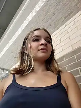 Alicia barbie online show from January 28, 3:35 pm