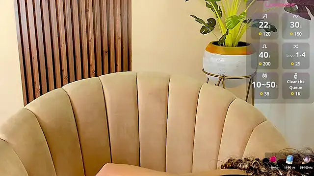 Snapshot of kenayfox chatting on December 15, 7:57 am kenayfox online show from December 15, 7:57 am