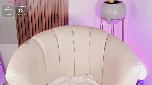 kenayfox online show from March 1, 2:46 am