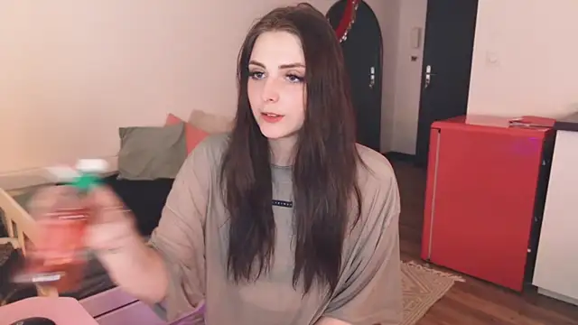 Snapshot of ce_leste__ chatting on November 17, 5:08 pm ce leste online show from November 17, 5:08 pm