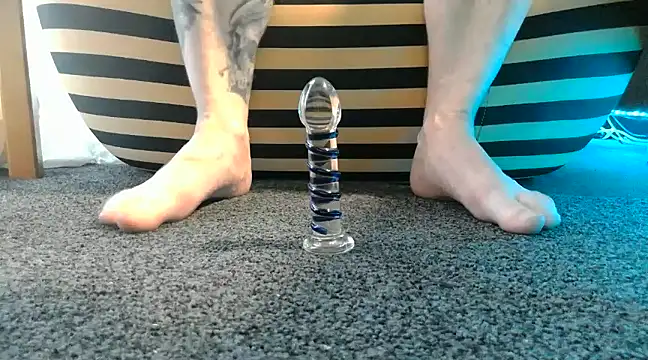 ChunkyMonkey007 online show from December 3, 5:20 am