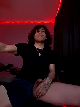 plutomf online show from October 16, 1:17 am