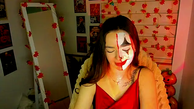 Bella XO online show from October 31, 8:37 am