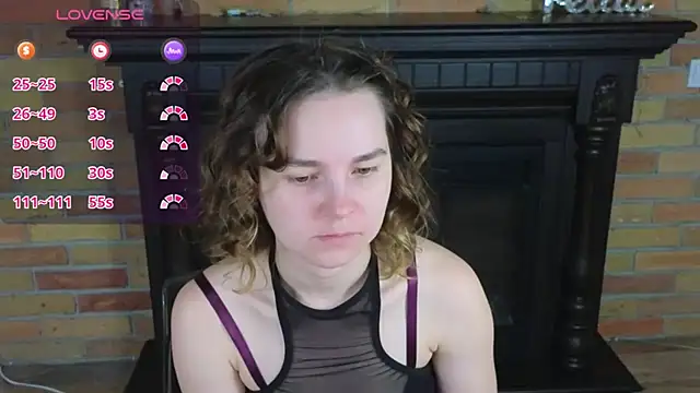 Snapshot of Ellie_Sunset chatting on May 26, 6:53 am Ellie Sunset online show from May 26, 6:53 am