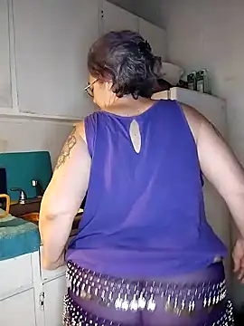 Snapshot of GraceHenderson chatting on December 17, 5:04 pm GraceHenderson online show from December 17, 5:04 pm