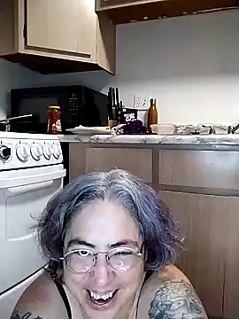 Snapshot of GraceHenderson chatting on December 28, 4:19 am GraceHenderson online show from December 28, 4:19 am