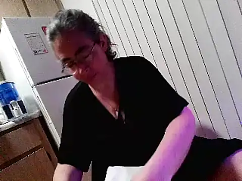 Snapshot of GraceHenderson chatting on March 14, 7:34 pm GraceHenderson online show from March 14, 7:34 pm