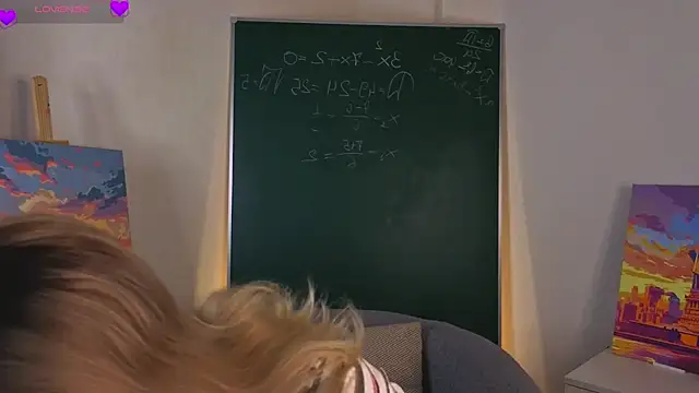 MaydaFoulk online show from December 15, 1:10 am