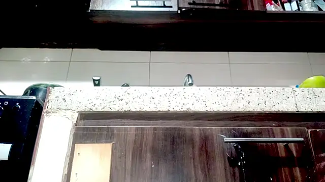 PetiteIvoryQueen19 online show from February 3, 6:40 am