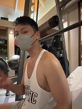 Snapshot of frnk30151 chatting on February 15, 4:14 pm frnk30151 online show from February 15, 4:14 pm