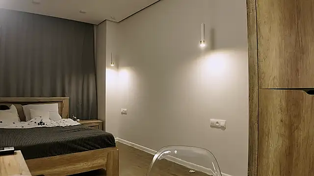 vinylstore online show from March 14, 3:06 pm