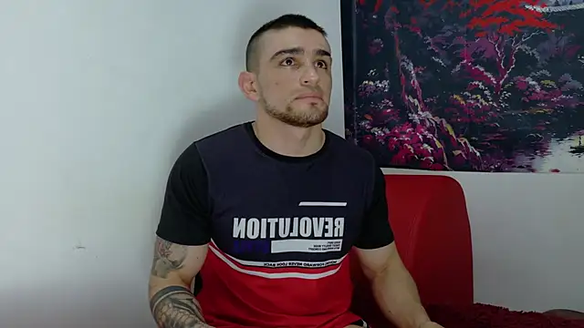 Snapshot of Sexy_Alejandro_ chatting on November 4, 1:27 am Sexy Alejandro online show from November 4, 1:27 am