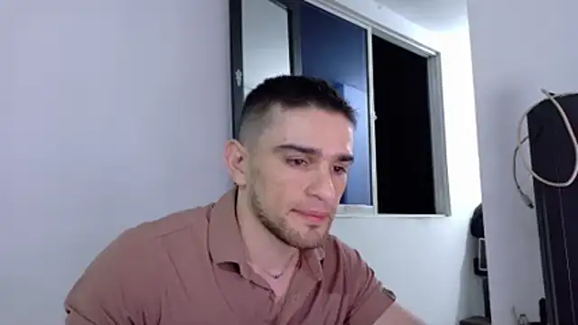 Snapshot of Sexy_Alejandro_ chatting on November 27, 3:30 am Sexy Alejandro online show from November 27, 3:30 am