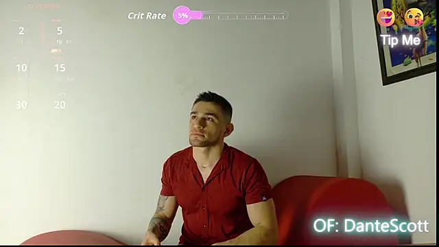 Snapshot of Sexy_Alejandro_ chatting on December 15, 11:36 am Sexy Alejandro online show from December 15, 11:36 am