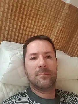 riskybusiness9090 online show from November 2, 6:38 am