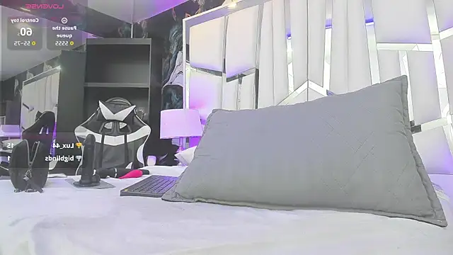 rave connor online show from July 28, 8:52 pm