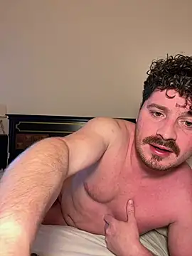 frenchboy9711 online show from April 27, 3:43 pm