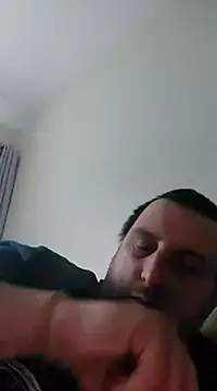 Snapshot of HE-M123 chatting on December 21, 9:12 am HE-M123 online show from December 21, 9:12 am