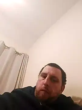 Snapshot of HE-M123 chatting on December 24, 9:55 pm HE-M123 online show from December 24, 9:55 pm