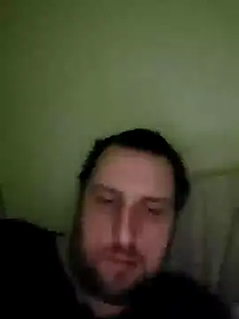 Snapshot of HE-M123 chatting on January 4, 3:18 am HE-M123 online show from January 4, 3:18 am