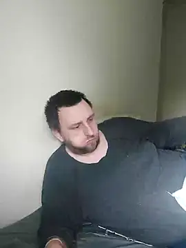 Snapshot of HE-M123 chatting on January 4, 10:27 am HE-M123 online show from January 4, 10:27 am