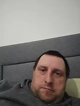 Snapshot of HE-M123 chatting on June 6, 10:36 pm HE-M123 online show from June 6, 10:36 pm