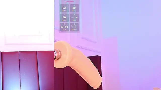 Luna monroe  online show from February 16, 4:36 pm