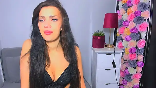 OliviaFantasy online show from November 13, 8:13 am