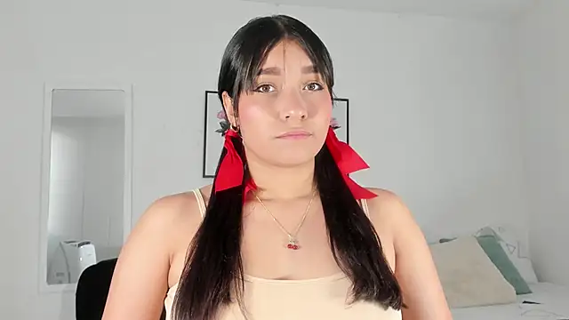 Snapshot of Maia_W10 chatting on January 22, 12:38 pm Maia W10 online show from January 22, 12:38 pm
