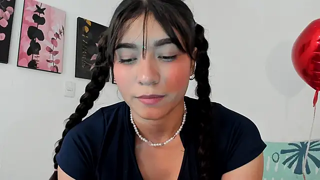 Snapshot of Maia_W10 chatting on February 26, 12:27 am Maia W10 online show from February 26, 12:27 am
