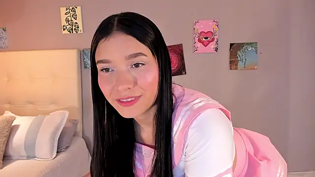 Maia W10 online show from May 1, 12:21 pm